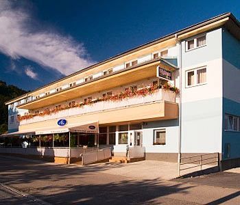 Penzion Anton Teplicka nad Vahom Bagian luar foto
